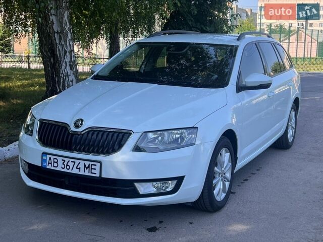 Белый Шкода Октавия, объемом двигателя 1.6 л и пробегом 184 тыс. км за 13200 $, фото 1 на Automoto.ua