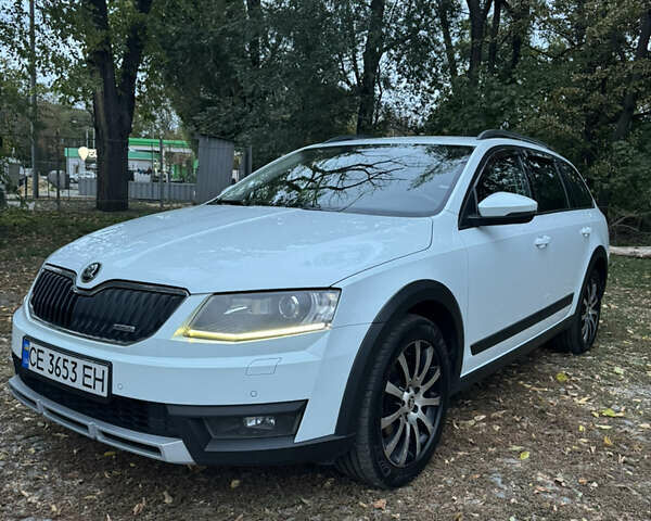 Шкода Октавия 2016 в Харькове на Automoto.ua Белый Шкода Октавия, объемом двигателя 1.97 л и пробегом 305 тыс. км за 14999 $, фото 1 на Automoto.ua