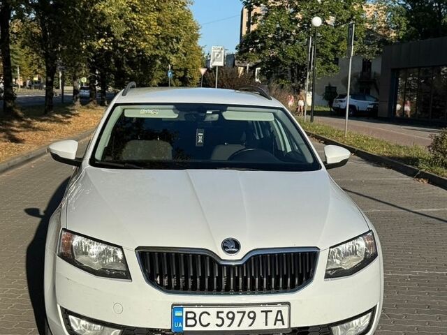 Белый Шкода Октавия, объемом двигателя 1.6 л и пробегом 280 тыс. км за 11499 $, фото 1 на Automoto.ua