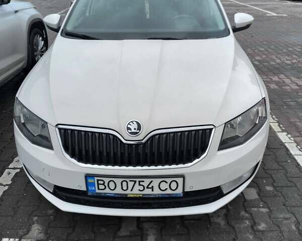 Белый Шкода Октавия, объемом двигателя 1.6 л и пробегом 360 тыс. км за 9200 $, фото 1 на Automoto.ua
