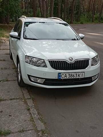 Белый Шкода Октавия, объемом двигателя 1.97 л и пробегом 244 тыс. км за 14000 $, фото 1 на Automoto.ua