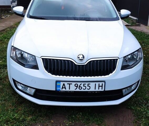 Белый Шкода Октавия, объемом двигателя 1.6 л и пробегом 290 тыс. км за 11000 $, фото 1 на Automoto.ua