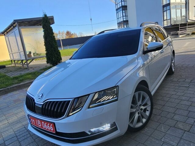 Белый Шкода Октавия, объемом двигателя 0 л и пробегом 245 тыс. км за 12450 $, фото 1 на Automoto.ua