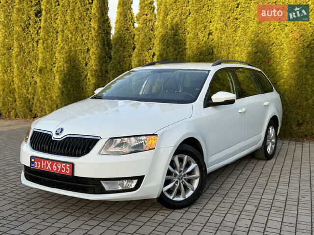 Белый Шкода Октавия, объемом двигателя 2 л и пробегом 183 тыс. км за 14300 $, фото 1 на Automoto.ua