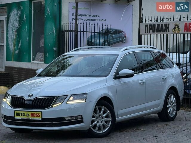Белый Шкода Октавия, объемом двигателя 1.4 л и пробегом 165 тыс. км за 12500 $, фото 1 на Automoto.ua