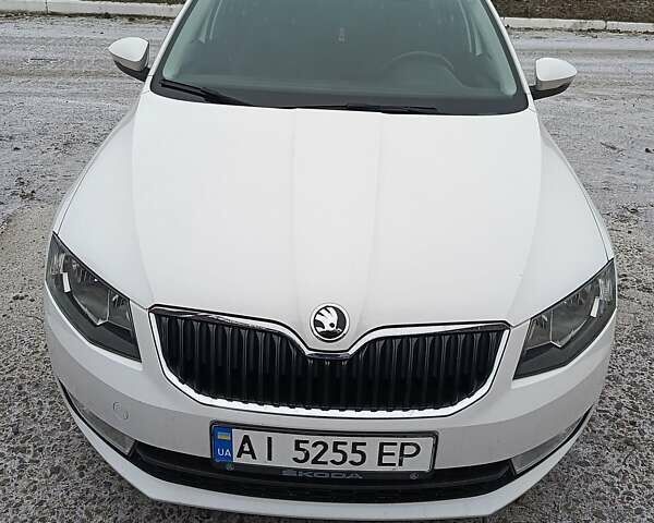 Білий Шкода Октавія, об'ємом двигуна 1.6 л та пробігом 265 тис. км за 12399 $, фото 1 на Automoto.ua