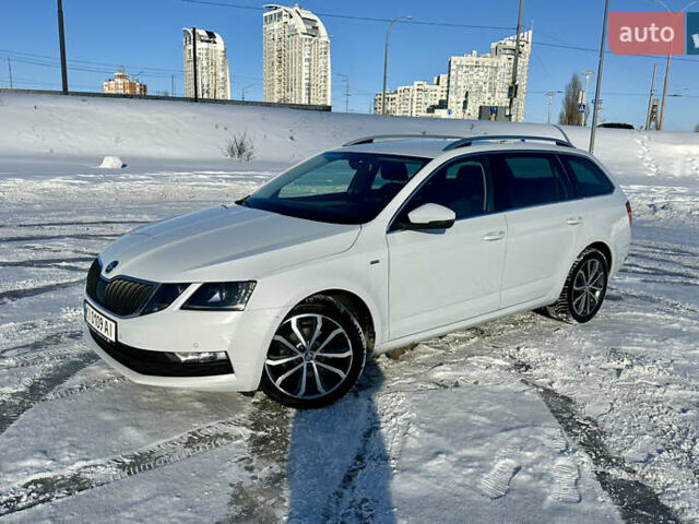 Білий Шкода Октавія, об'ємом двигуна 1.6 л та пробігом 256 тис. км за 14000 $, фото 1 на Automoto.ua