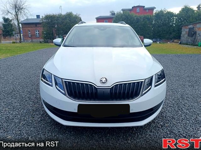 Білий Шкода Октавія, об'ємом двигуна 2 л та пробігом 179 тис. км за 10200 $, фото 1 на Automoto.ua