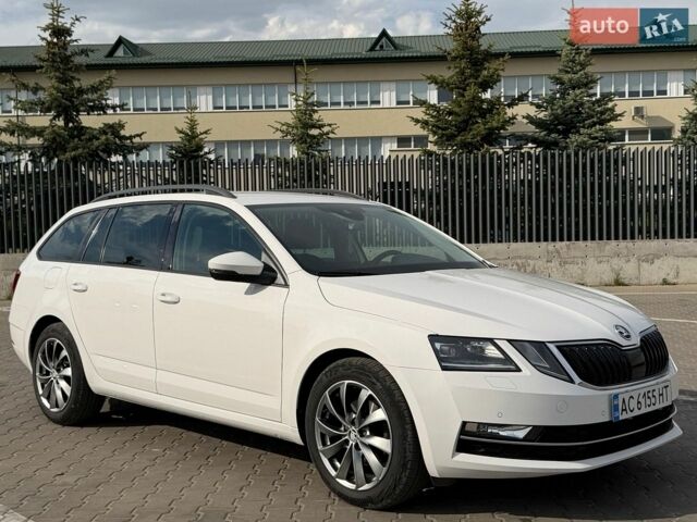 Білий Шкода Октавія, об'ємом двигуна 1.97 л та пробігом 152 тис. км за 15800 $, фото 1 на Automoto.ua
