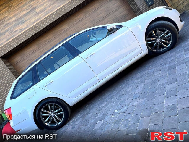 Белый Шкода Октавия, объемом двигателя 2 л и пробегом 245 тыс. км за 15000 $, фото 1 на Automoto.ua