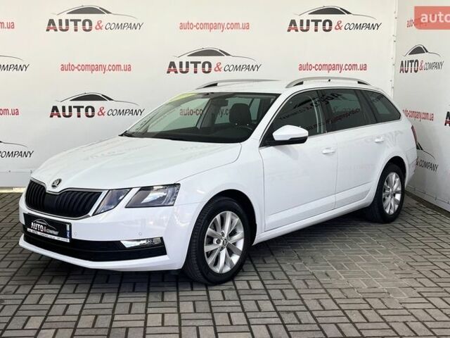 Белый Шкода Октавия, объемом двигателя 1.6 л и пробегом 209 тыс. км за 15150 $, фото 1 на Automoto.ua