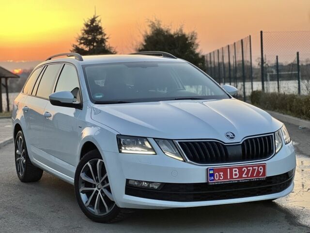 Белый Шкода Октавия, объемом двигателя 0 л и пробегом 237 тыс. км за 14350 $, фото 1 на Automoto.ua