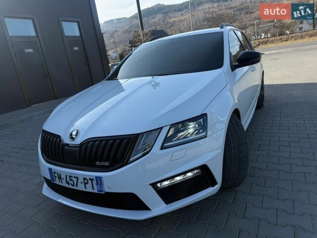 Белый Шкода Октавия, объемом двигателя 1.97 л и пробегом 288 тыс. км за 17900 $, фото 1 на Automoto.ua