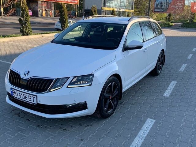 Белый Шкода Октавия, объемом двигателя 1.97 л и пробегом 224 тыс. км за 15600 $, фото 1 на Automoto.ua