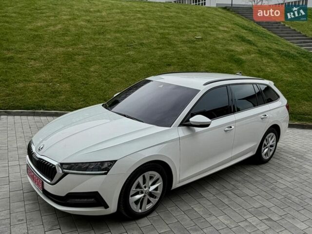 Белый Шкода Октавия, объемом двигателя 1.97 л и пробегом 250 тыс. км за 17700 $, фото 1 на Automoto.ua