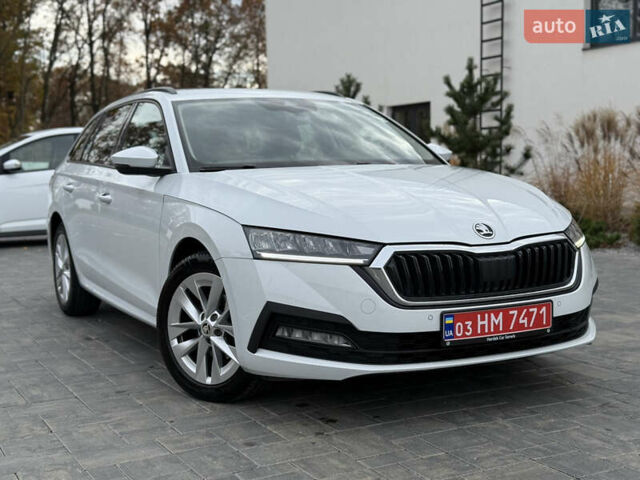 Білий Шкода Октавія, об'ємом двигуна 2 л та пробігом 230 тис. км за 17200 $, фото 1 на Automoto.ua