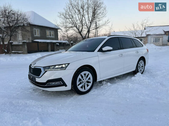 Белый Шкода Октавия, объемом двигателя 1.97 л и пробегом 88 тыс. км за 17880 $, фото 1 на Automoto.ua