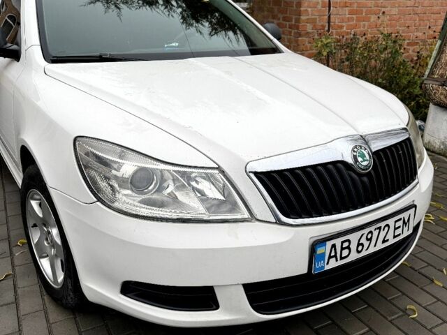 Білий Шкода Октавія, об'ємом двигуна 1.9 л та пробігом 299 тис. км за 6700 $, фото 1 на Automoto.ua
