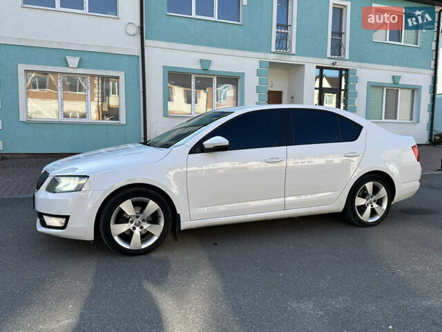 Белый Шкода Октавия, объемом двигателя 1.6 л и пробегом 182 тыс. км за 10300 $, фото 1 на Automoto.ua