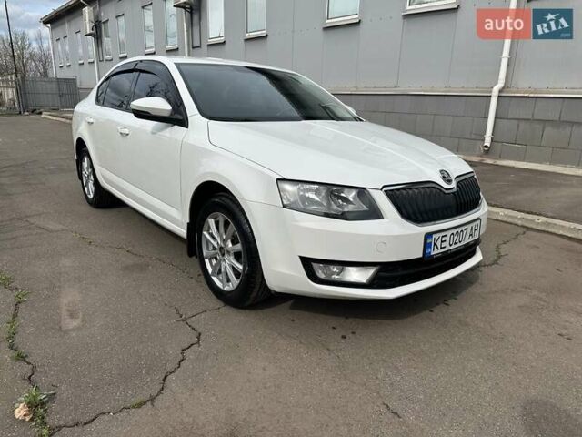 Білий Шкода Октавія, об'ємом двигуна 1.4 л та пробігом 212 тис. км за 9400 $, фото 1 на Automoto.ua