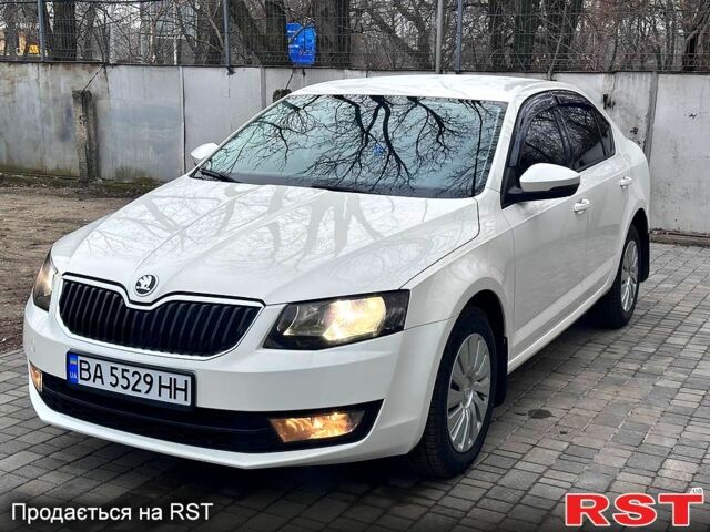 Шкода Октавия 2014 в Кропивницком (Кировограде) на Automoto.ua Белый Шкода Октавия, объемом двигателя 1.8 л и пробегом 97 тыс. км за 11500 $, фото 1 на Automoto.ua