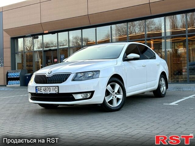 Белый Шкода Октавия, объемом двигателя 1.4 л и пробегом 178 тыс. км за 9900 $, фото 1 на Automoto.ua