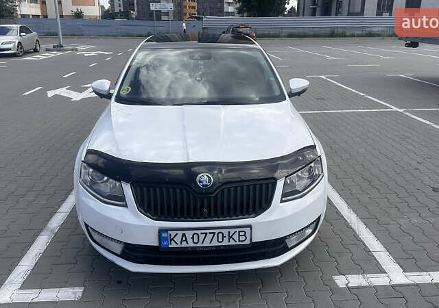 Білий Шкода Октавія, об'ємом двигуна 1.6 л та пробігом 261 тис. км за 10000 $, фото 1 на Automoto.ua