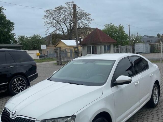 Белый Шкода Октавия, объемом двигателя 1.4 л и пробегом 291 тыс. км за 11400 $, фото 1 на Automoto.ua