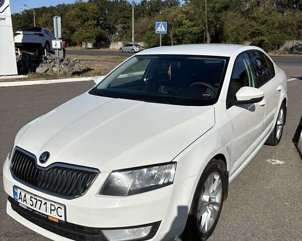Шкода Октавия 2016 в Одессе на Automoto.ua Белый Шкода Октавия, объемом двигателя 1.4 л и пробегом 330 тыс. км за 7800 $, фото 1 на Automoto.ua