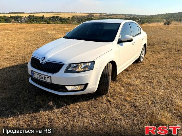 Белый Шкода Октавия, объемом двигателя 1.4 л и пробегом 135 тыс. км за 13000 $, фото 1 на Automoto.ua