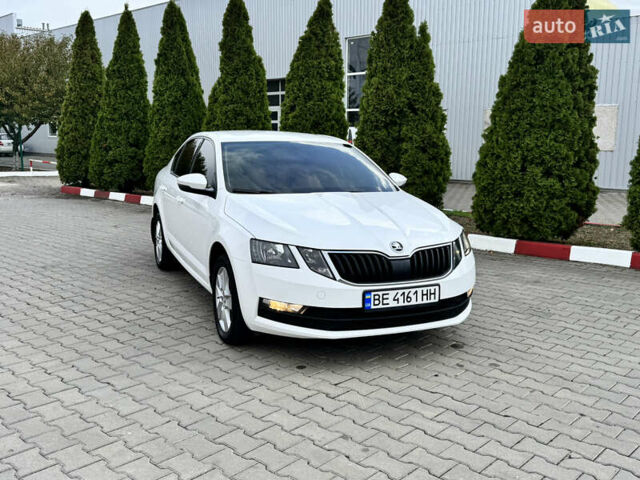 Білий Шкода Октавія, об'ємом двигуна 1.4 л та пробігом 116 тис. км за 15500 $, фото 1 на Automoto.ua