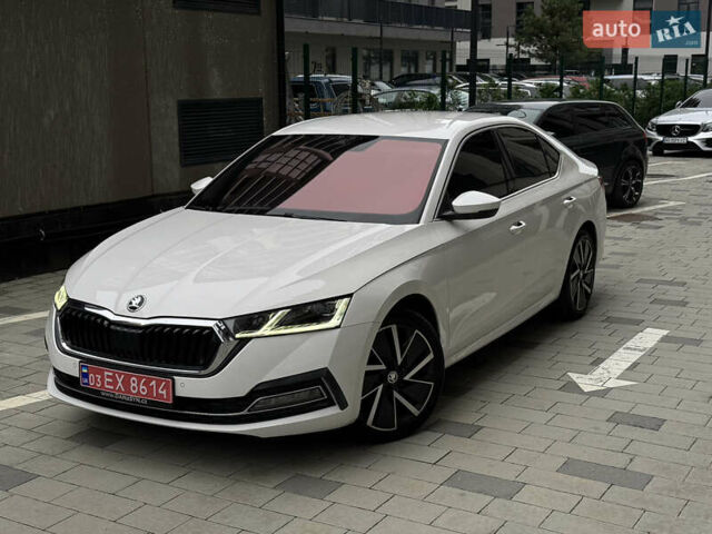 Белый Шкода Октавия, объемом двигателя 2 л и пробегом 230 тыс. км за 21500 $, фото 1 на Automoto.ua