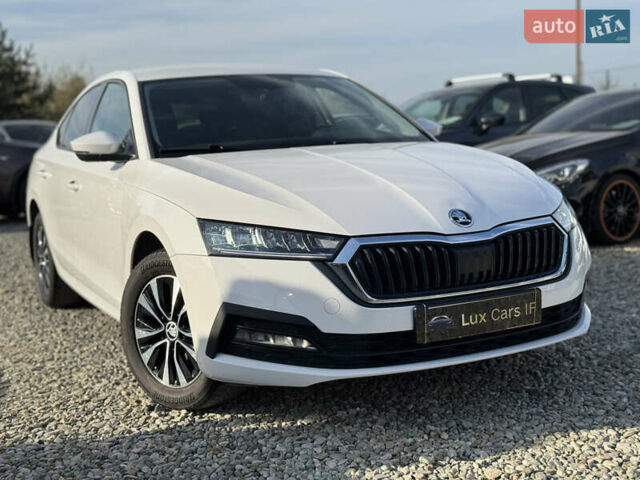 Шкода Октавия 2020 в Ивано-Франковске на Automoto.ua Белый Шкода Октавия, объемом двигателя 1.4 л и пробегом 92 тыс. км за 17777 $, фото 1 на Automoto.ua