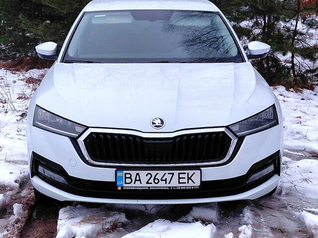 Білий Шкода Октавія, об'ємом двигуна 1.4 л та пробігом 13900 тис. км за 20800 $, фото 1 на Automoto.ua