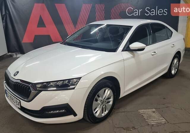 Белый Шкода Октавия, объемом двигателя 1.4 л и пробегом 119 тыс. км за 17500 $, фото 1 на Automoto.ua