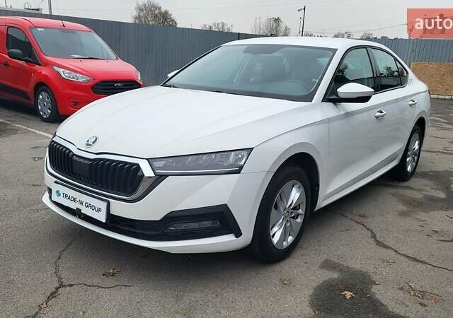 Белый Шкода Октавия, объемом двигателя 1.4 л и пробегом 98 тыс. км за 17990 $, фото 1 на Automoto.ua