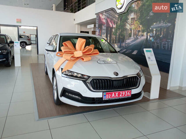 Белый Шкода Октавия, объемом двигателя 1.4 л и пробегом 29 тыс. км за 24500 $, фото 1 на Automoto.ua