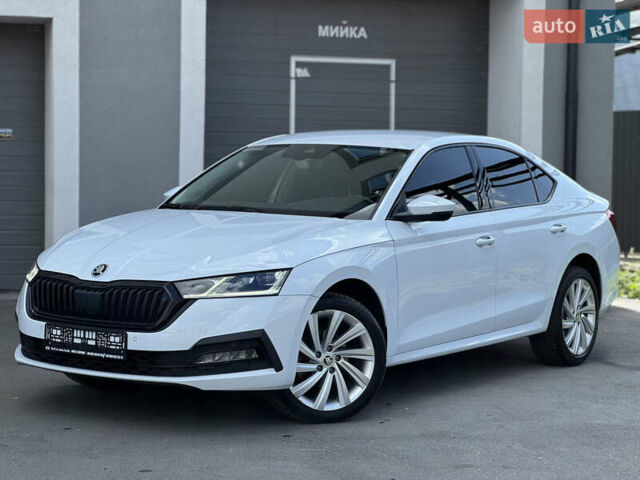 Белый Шкода Октавия, объемом двигателя 1.97 л и пробегом 222 тыс. км за 21199 $, фото 1 на Automoto.ua