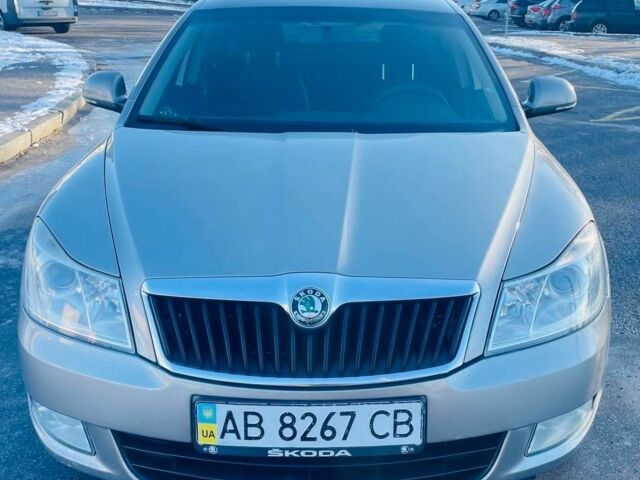 Бежевий Шкода Октавія, об'ємом двигуна 1.6 л та пробігом 200 тис. км за 6600 $, фото 1 на Automoto.ua