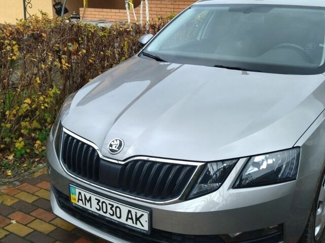 Бежевый Шкода Октавия, объемом двигателя 1.4 л и пробегом 50 тыс. км за 17200 $, фото 1 на Automoto.ua