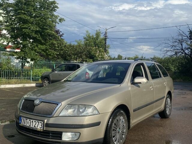 Бежевий Шкода Октавія, об'ємом двигуна 1.9 л та пробігом 341 тис. км за 2850 $, фото 1 на Automoto.ua
