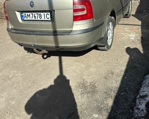 Бежевий Шкода Октавія, об'ємом двигуна 1.9 л та пробігом 274 тис. км за 4900 $, фото 1 на Automoto.ua