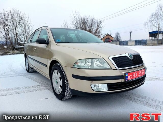 Бежевый Шкода Октавия, объемом двигателя 1.6 л и пробегом 200 тыс. км за 6300 $, фото 1 на Automoto.ua