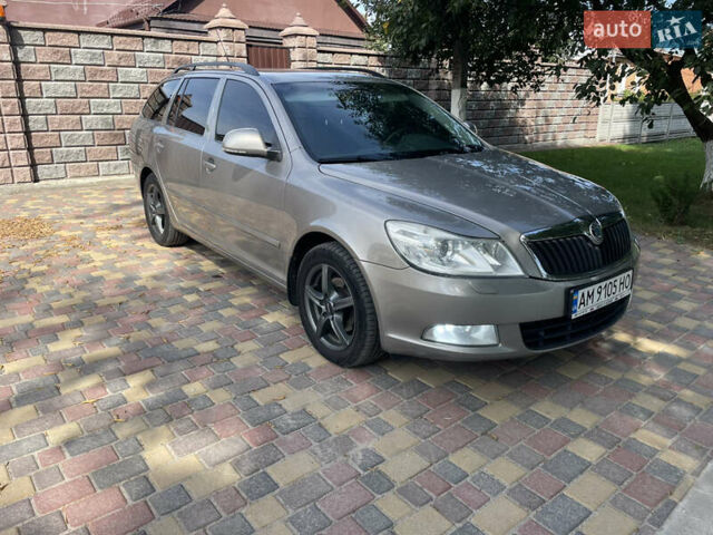 Бежевий Шкода Октавія, об'ємом двигуна 1.6 л та пробігом 236 тис. км за 7699 $, фото 1 на Automoto.ua