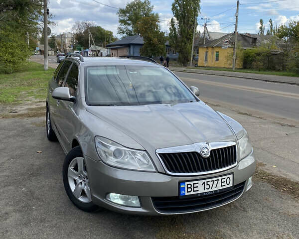 Бежевий Шкода Октавія, об'ємом двигуна 1.6 л та пробігом 237 тис. км за 7300 $, фото 1 на Automoto.ua