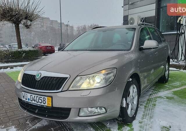 Бежевий Шкода Октавія, об'ємом двигуна 1.4 л та пробігом 190 тис. км за 8450 $, фото 1 на Automoto.ua