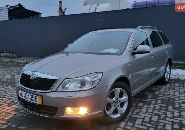 Бежевий Шкода Октавія, об'ємом двигуна 1.4 л та пробігом 190 тис. км за 8100 $, фото 1 на Automoto.ua