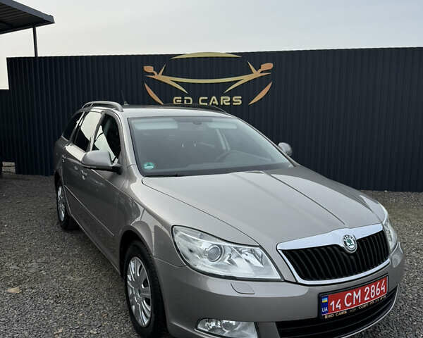 Бежевый Шкода Октавия, объемом двигателя 1.4 л и пробегом 202 тыс. км за 8699 $, фото 1 на Automoto.ua