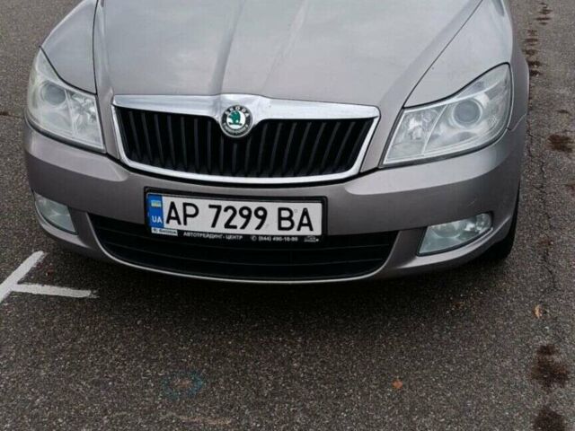 Бежевий Шкода Октавія, об'ємом двигуна 1.8 л та пробігом 260 тис. км за 8100 $, фото 1 на Automoto.ua