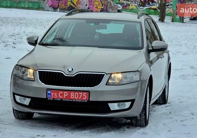Бежевый Шкода Октавия, объемом двигателя 1.6 л и пробегом 166 тыс. км за 12500 $, фото 1 на Automoto.ua